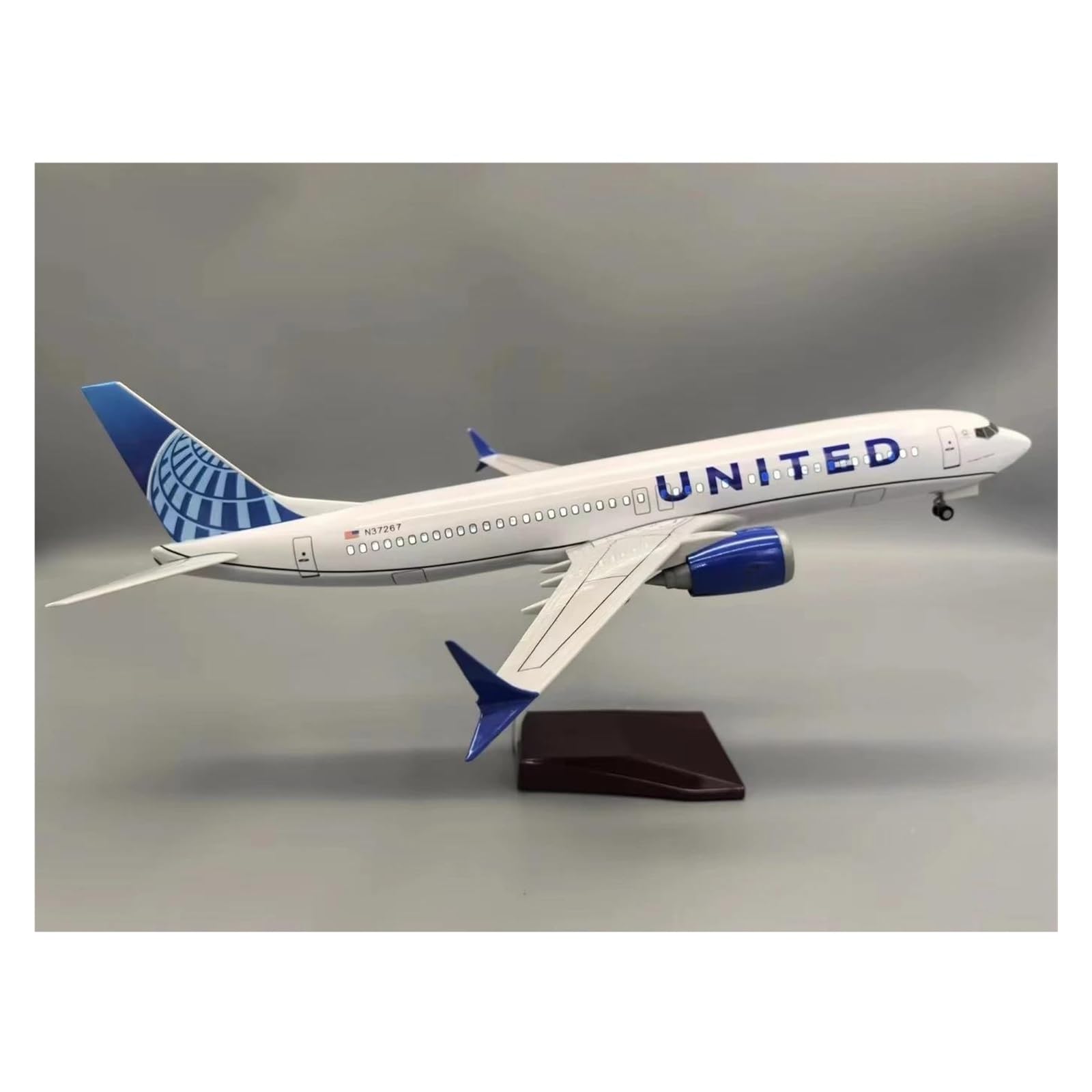 Skala samolotu 47CM dla Boeinga 737 samolotu United Airlines Model odlewu samolotu samolot Model samolotu dekoracja biuro nadaje się do wyświetlania (bez światła)