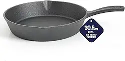 OSTER Frigideira de Ferro Fundido 30,5cm Castaway - Acabamento Pré Temperado, Bico de Derramamento, Compatível com Qualquer Fogão - Cinza Dust