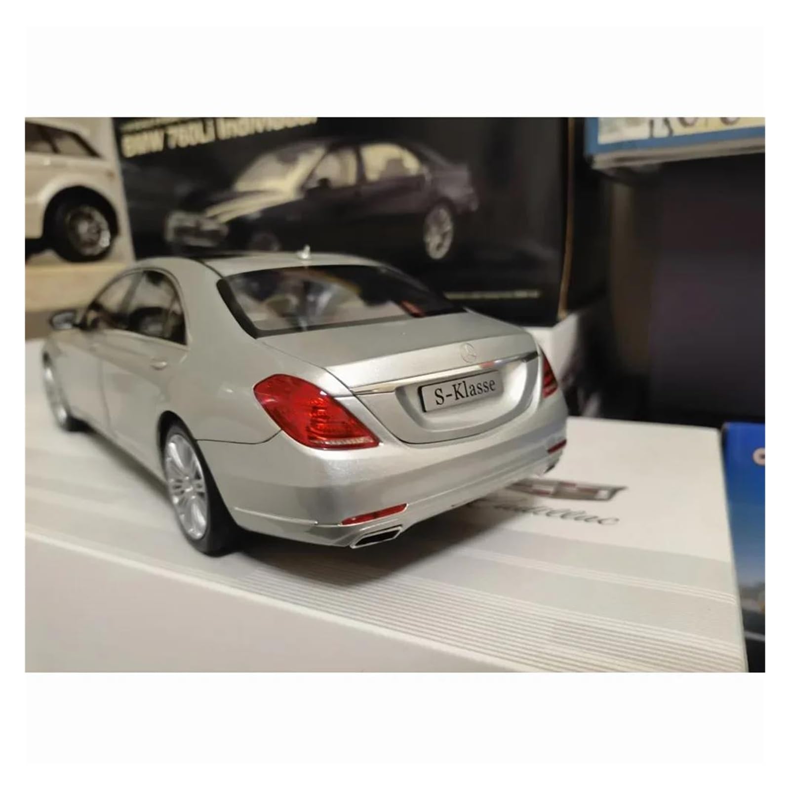 Metallo Scala Replica Simulazione Auto Lega Lusso Mercedes Classe S W222 Modello Scala 1 18 Ornamenti Metallo Per Collezione Modelli Hobby Veicoli Giochi Set