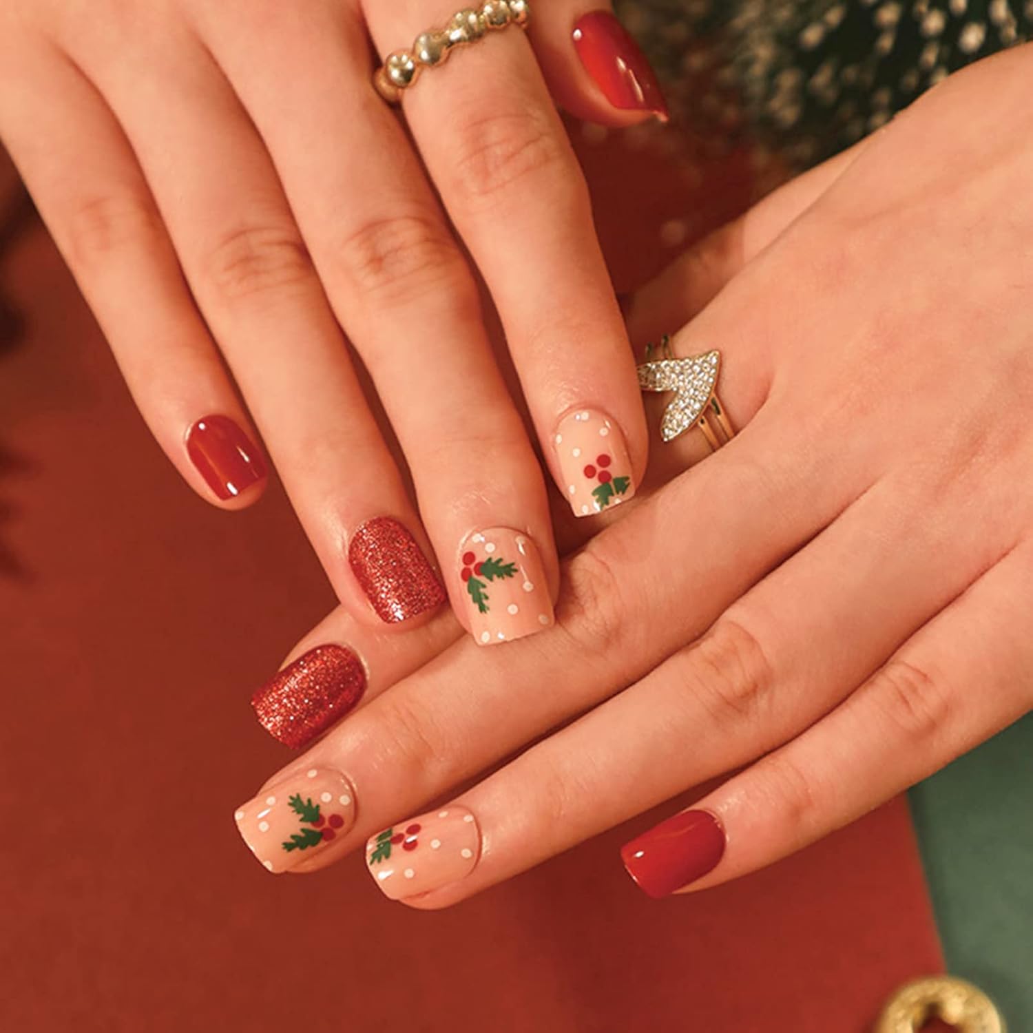 Christmas False Nails, Acrylic Stick on Nails, 24pcs Maggidea Short