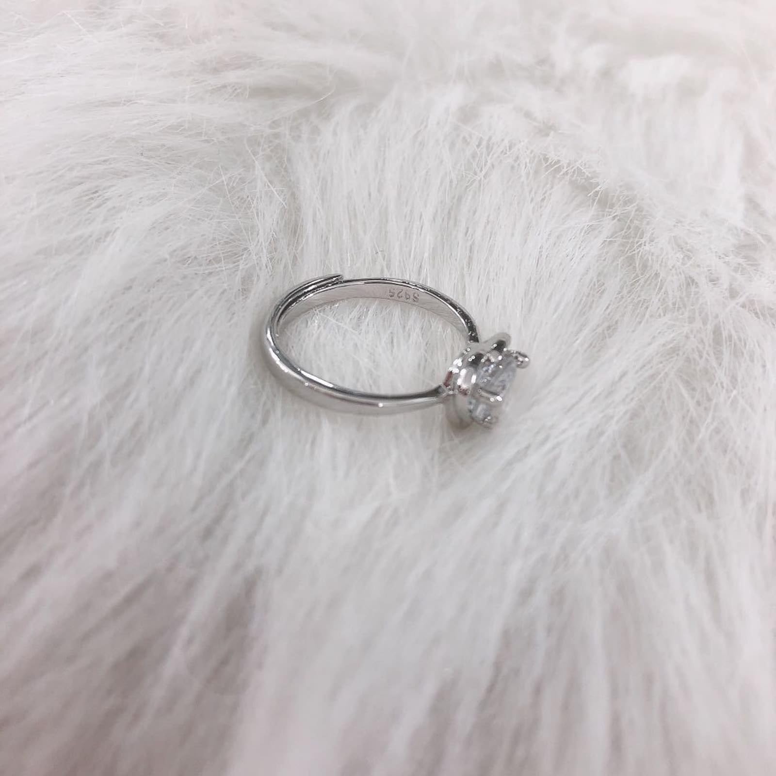 Anello di fidanzamento grande in oro bianco 9 K, anello di fidanzamento con diamante bianco da laboratorio per donne a quadrifoglio
