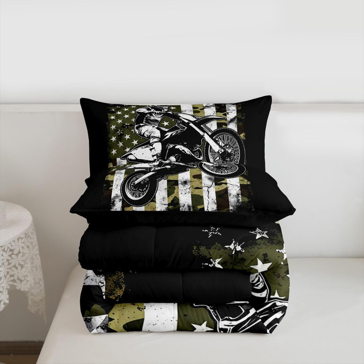 Feelyou Camo American Flag Motocross Bedding Set Soft Lightweight Dirt Bike Comforter Set Toddler Vintage Print Duvet Quilt Extreme Sport Room Decor Motocross Themed 2 Pcs with 1 Pillow Cases