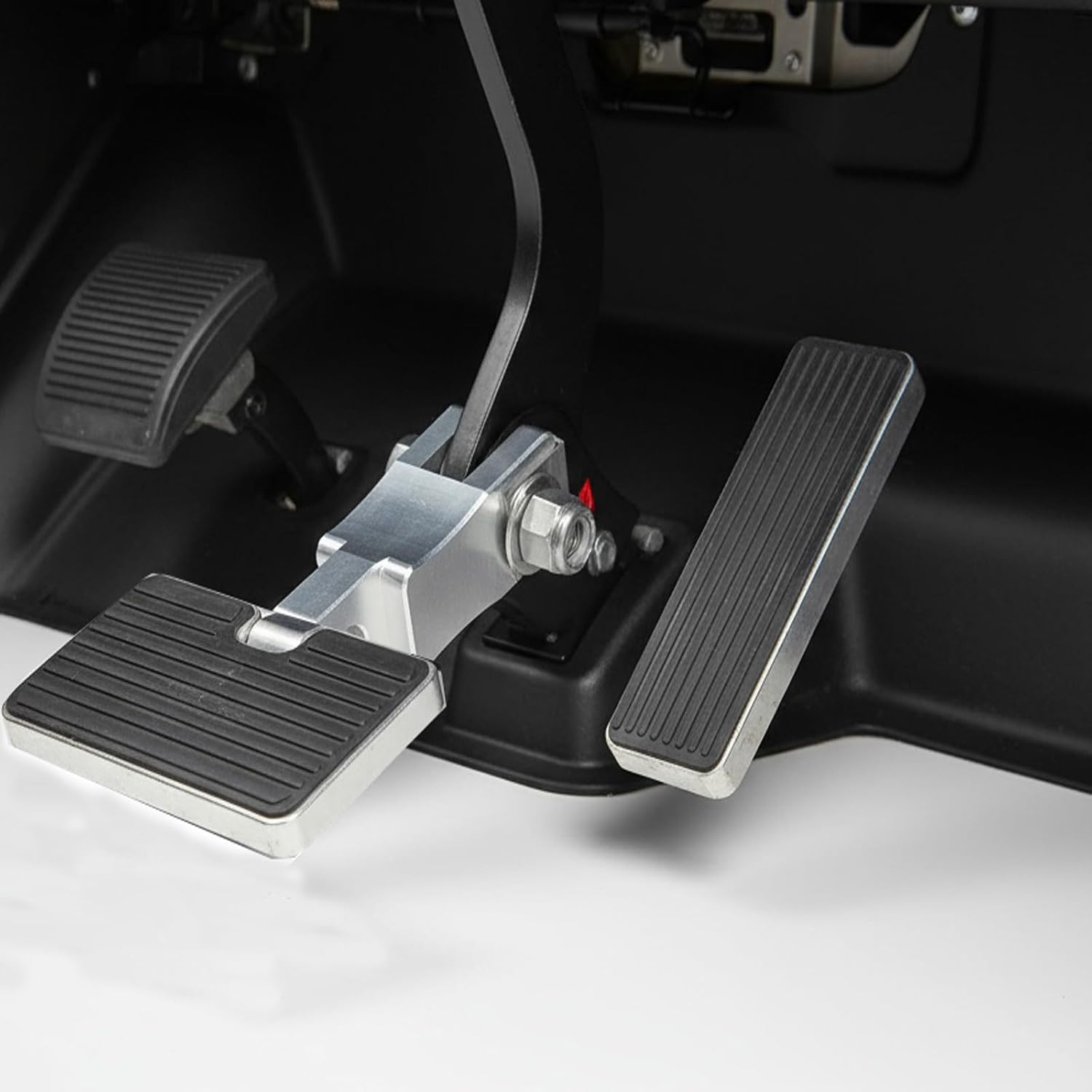 Clutch Pedal Extender Gas Foot Pedal Extension for Peterbilt 379 389 378 386 Truck Accessories (Silver)