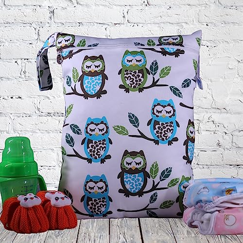 Image of Chic Buddy Waterproof Wet Bag, Washable, Reusable for Travel, Beach, Pool, Stroller, Diapers, Dirty Gym Clothes, Wet Swimsuits, Toiletries (BARN OWL, Wet Bag)