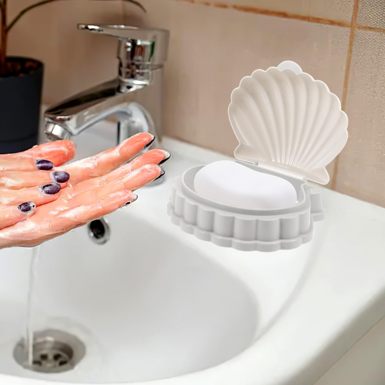 PRETYZOOM Sea Shell Soap Dish 2 Pack Plastic Soap Tray with Hollow Drainage Bar Holder for Bathroom Sink Keys Earrings Necklace Home Storage image 2