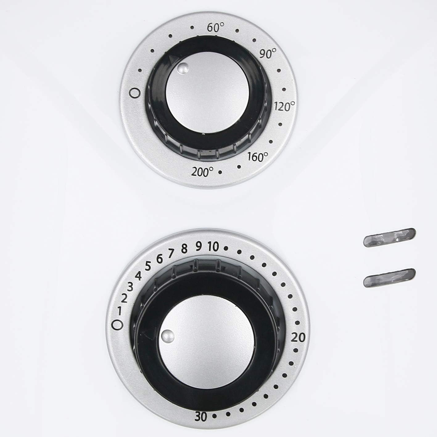Close-up of Emerio AF-112828.3 Airfryer control dials