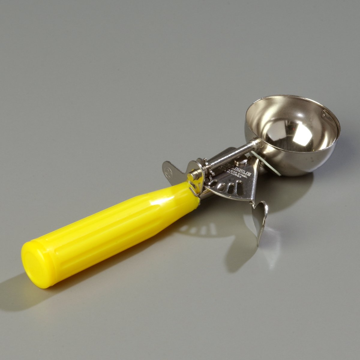 Cuillère portionneuse disher Carlisle 60300-20 pack de 12 pour buffet