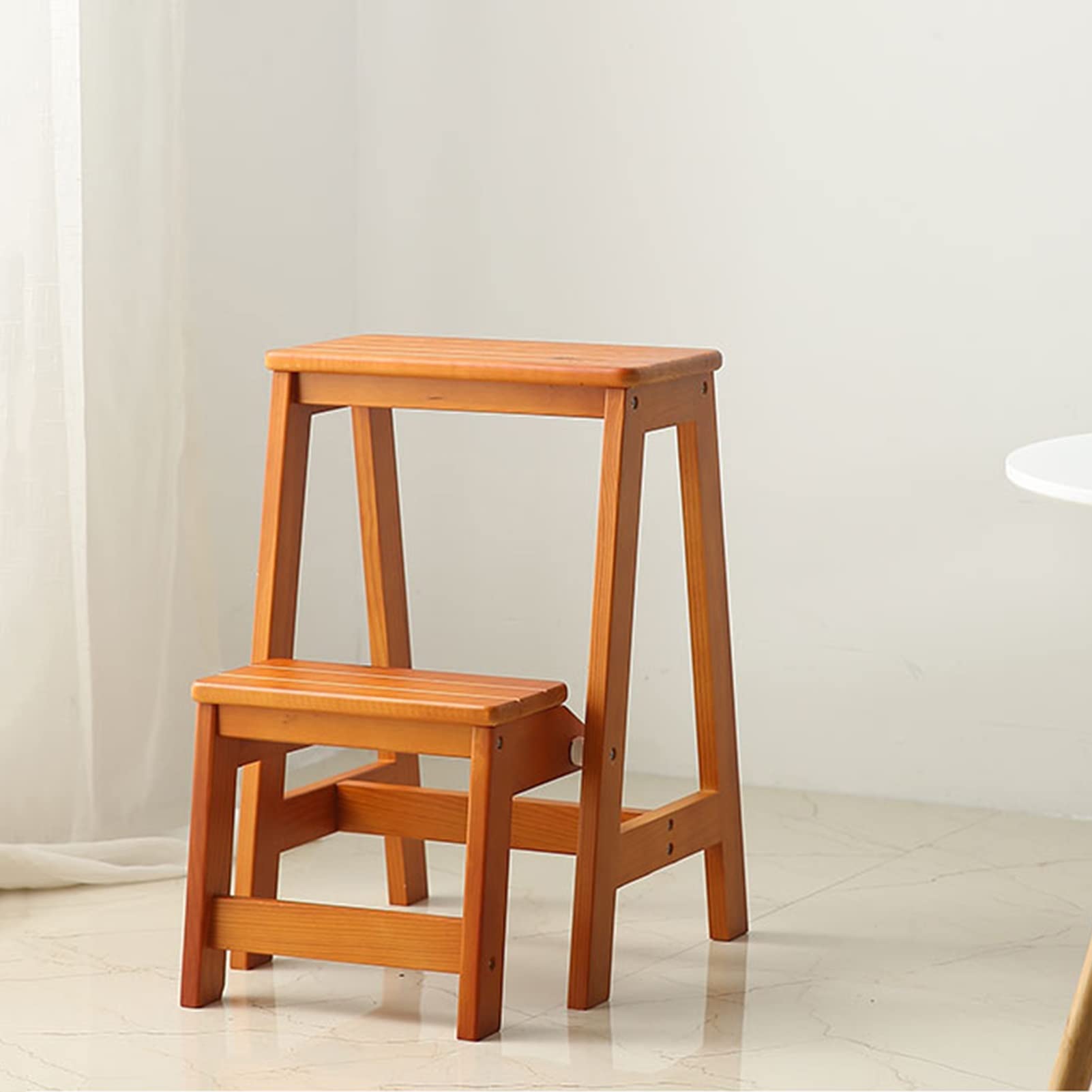 Escabeaux en bois blanc pliants avec petite échelle et chaise cuisine