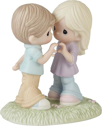 Miniatura 3 de Precious Moments 231020 "Love Will Keep Us Together - Elegante figura de porcelana de bisque