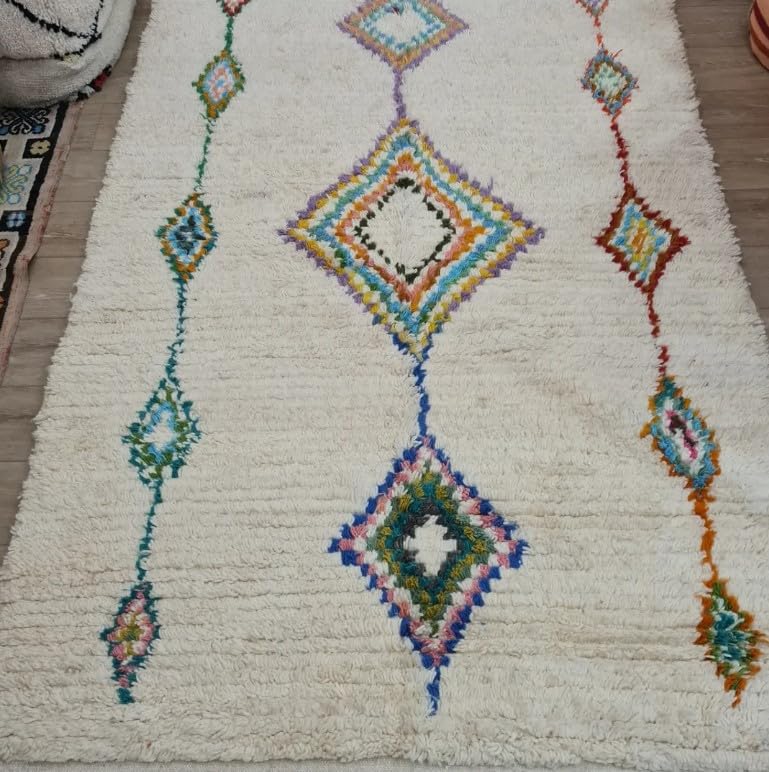 Générique Tifinagh Shop - Tapis Berbère Azilal Multicolore 257 x 147 cm - Authentique Tapis Marocain Fait Main en Laine - Motifs Traditionnels - Pièce Unique