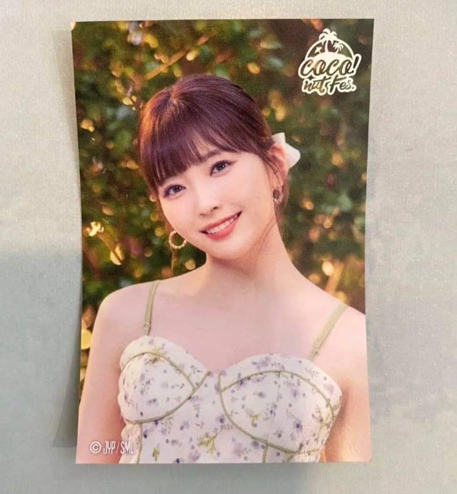 Amazon.co.jp: NiziU 会場限定 マユカ ステッカー FCくじ 参加賞