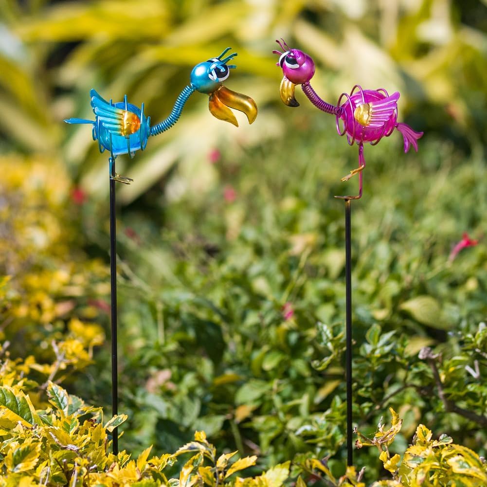 Outdoor Garden Solar Lights,2 Pack Decorative Solar Lights for Garden Decor,Flamingo Backyard Decor,Metal Solar Lights with Stakes for Yard Landscape Patio