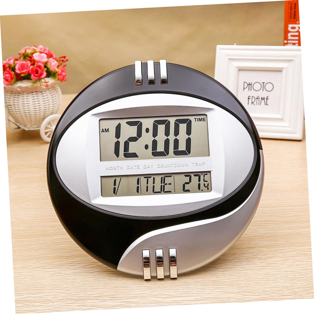 Orologio da Muro con Grande Display Led, Visualizzazione Temperatura e Umidità, Design Creativo in Plastica, Silenzioso per Casa e Scuola
