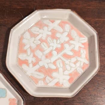 【新品未使用】砥部焼　生石窯　西山千代子　お皿いろいろ Amazon.co.jp: 砥部焼 生石窯 西山千代子 お皿いろいろ : ホーム