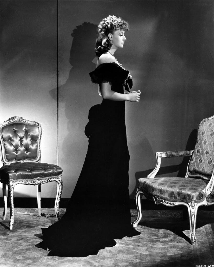 Eddy's Entertainment Greta Garbo Anna Karenina 8x10 Silver Halide Archival Quality Reproduction Photo Print: Posters & Prints