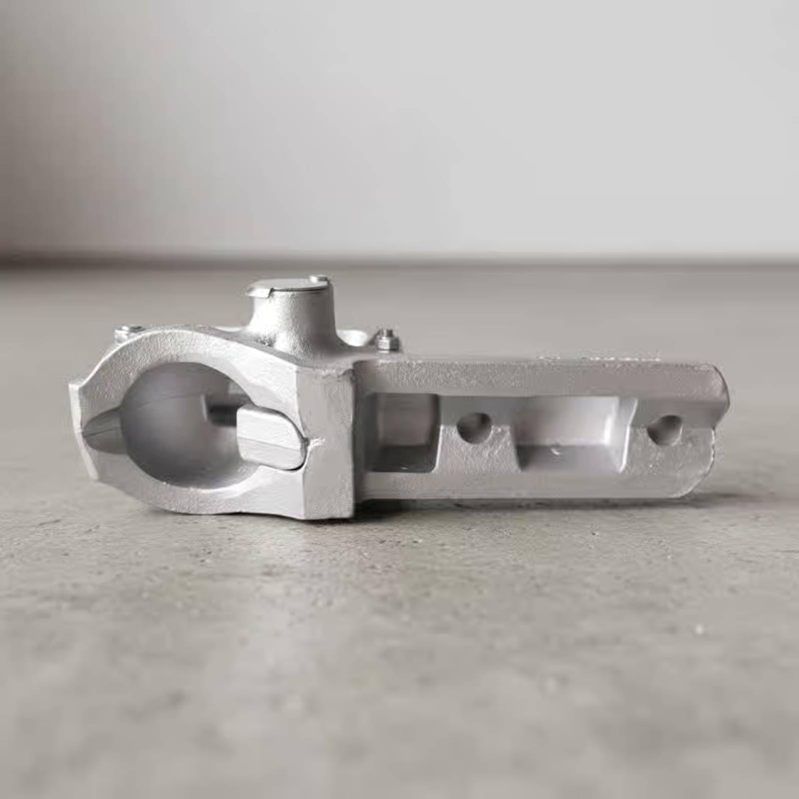 50-mm-kugelkopfkupplung guss 50mm kugelkupplung montagebohrungen transportzubehör, C-Modell, Tragfähigkeit 2000 Kg Ohne Befestigungsschrauben
