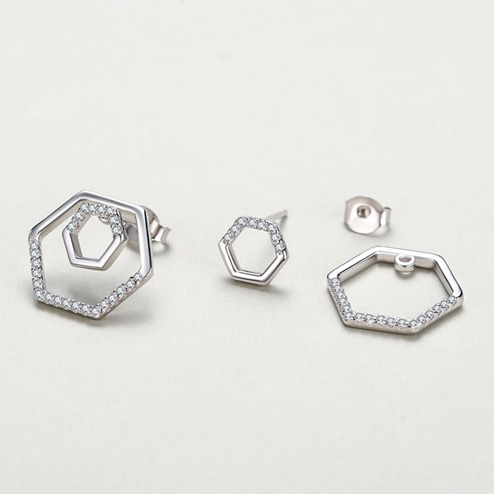 Orecchini in oro bianco 9 K/14 K/18 K con moissanite, motivo geometrico cavo