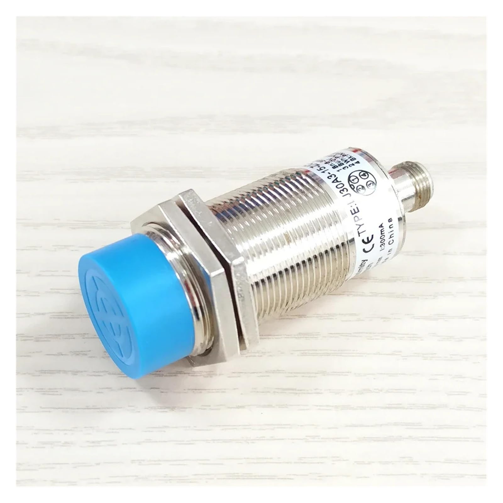 Interruttore di prossimità cilindrico LJ30 con sensore 10mm / 15mm DC 6-36VDC NPN PNP NO NC NO+ cavo for aviazione da 2 m(Sn10mm with bend,NC,PNP)
