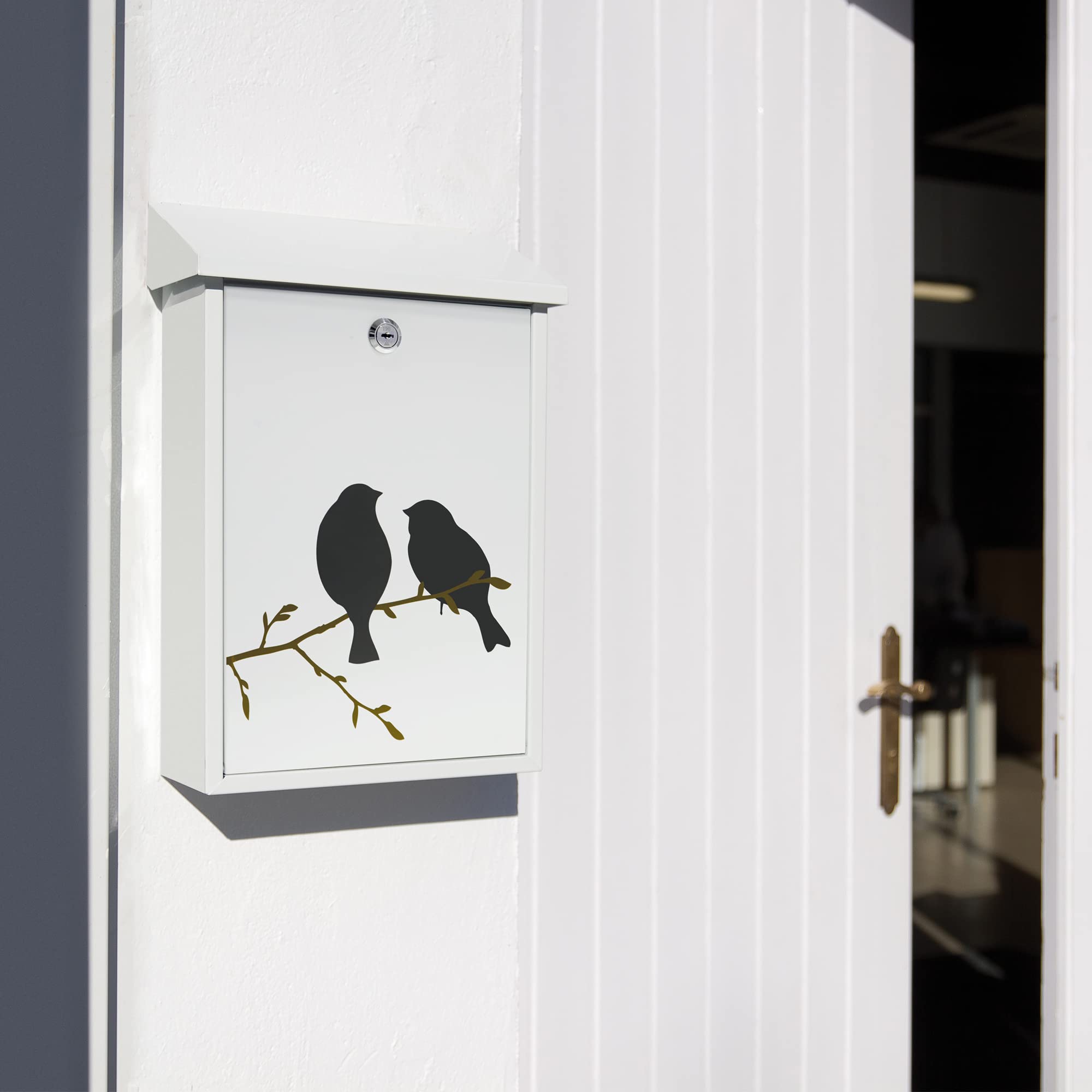 ARREGUI Premium E5601-BIR Boîte aux Lettres Individuelle en Acier avec sérigraphie « Birds », Taille M (Courrier Format A4, Magazine), Boîte aux Lettres Murale, Anti-Pluie, Facile à Installer, Blanc