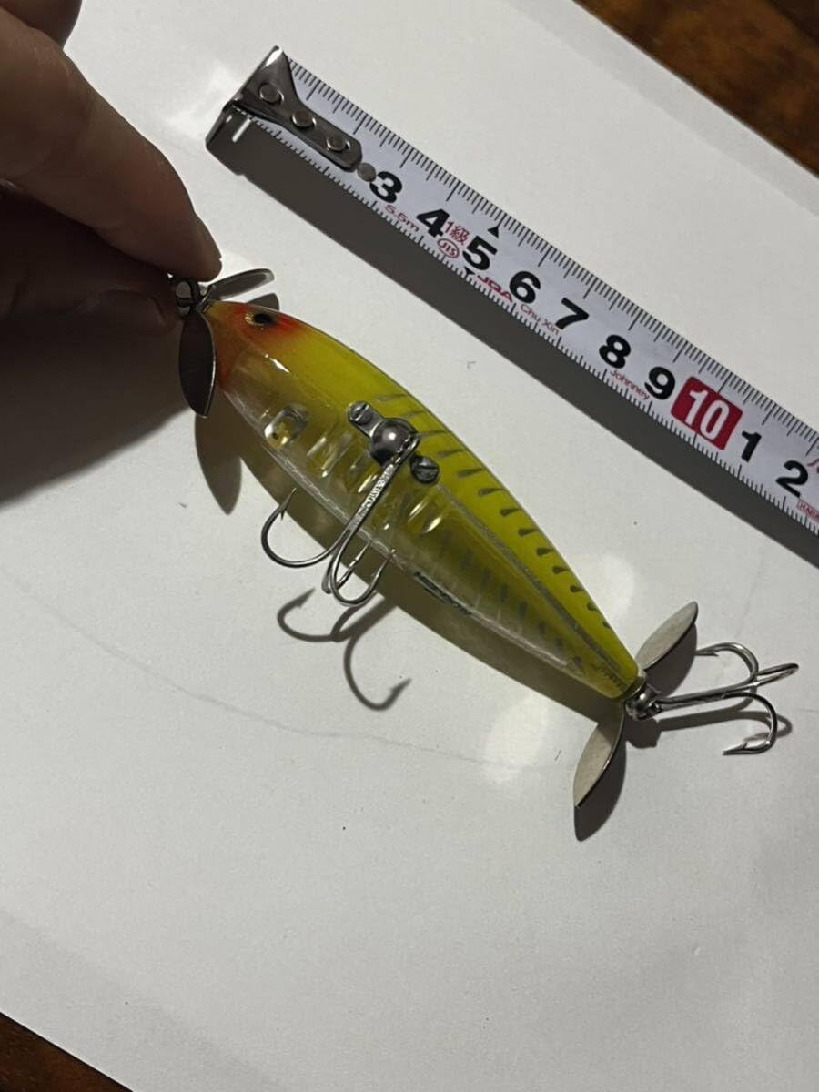 Amazon.co.jp: ヘドン 211 ウンデッドスプーク ウンデッドザラ2 heddon