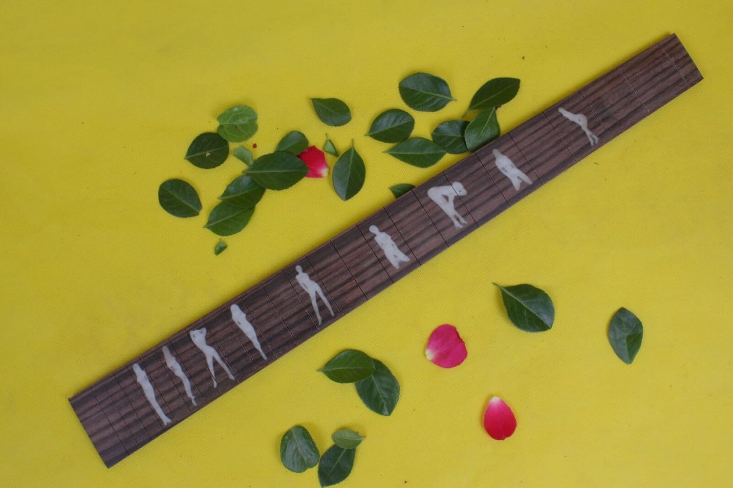 Yinfente 22 Fret Electric Guitar Fingerboard Rosewood Fretboard for Guitar Replacement Parts 25.5 inch Beautiful woman Inlay DIY Unfinished (gtzb-010)