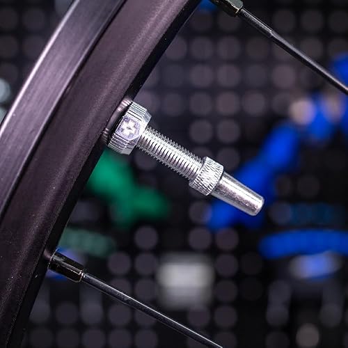 Vista 17 de Muc-Off Válvulas sin cámara V2, iridiscentes de 1.732 pulgadas, vástagos de válvula sin cámara con herramienta de extracción de núcleo de válvula