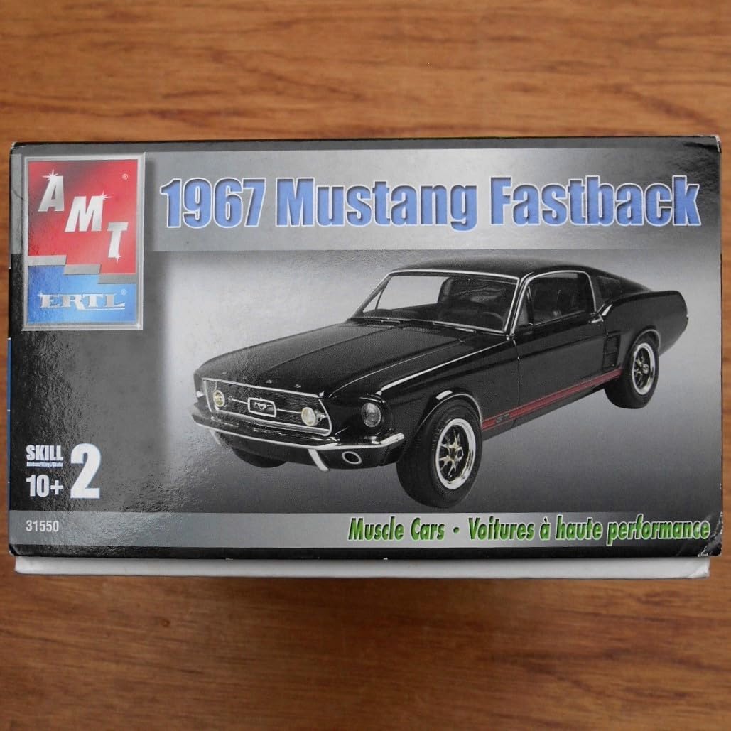 Amazon.co.jp: AMT ERTL 1967 Mustang Fastback 1/25 マスタング