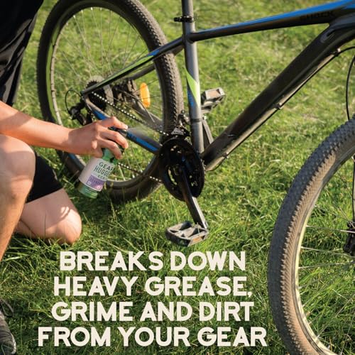 Image of Gear Hugger - Dry Lube and Degreaser - Eco-Friendly & Long-Lasting Bike Chain Cleaner - Plant-Based Bike Lubricant, No Petroleum, No PTFE