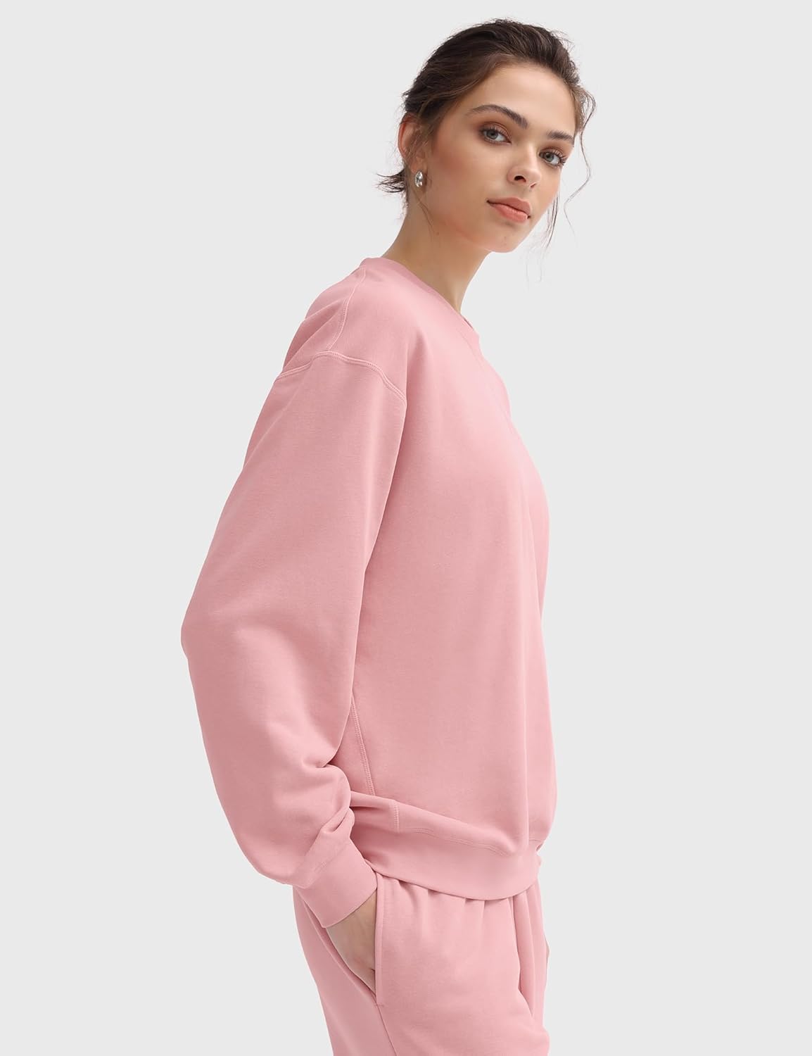 PUMIEY Women's Oversized Sweatshirt Crewneck Long Sleeve Loose Pullover Tops Fall Fashion Airy Collection - Image 2