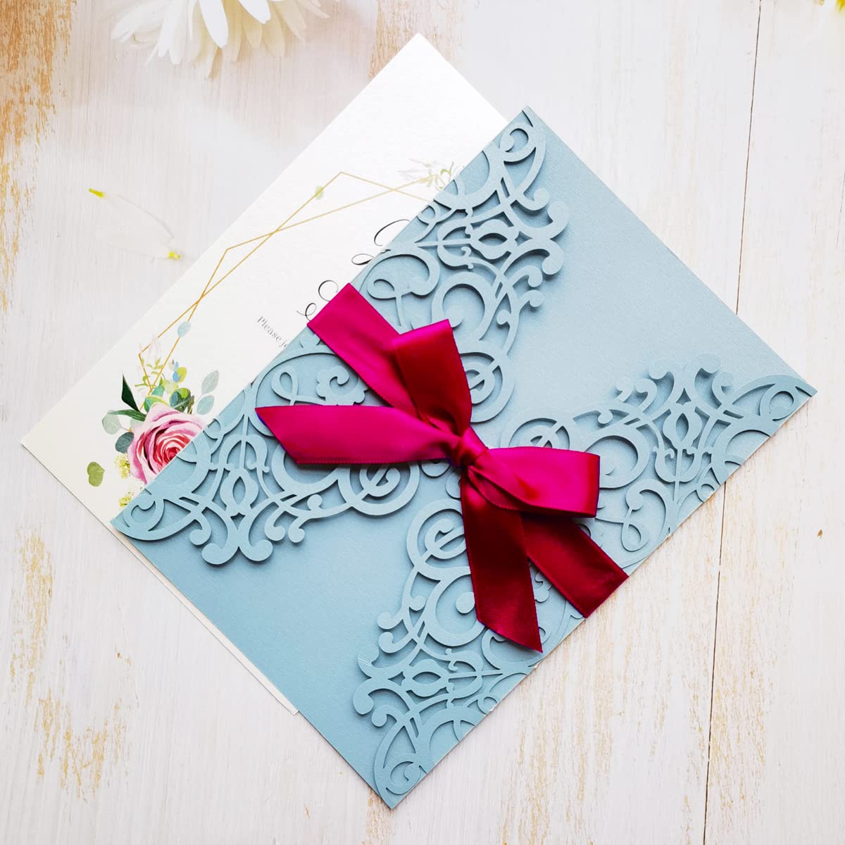 50 biglietti di invito per matrimonio blu polveroso, 12,7 x 18,5 cm, con fiocco bordeaux, taglio al laser, per matrimoni, matrimoni, matrimoni, matrimoni, compleanni, dolci, 16 inviti