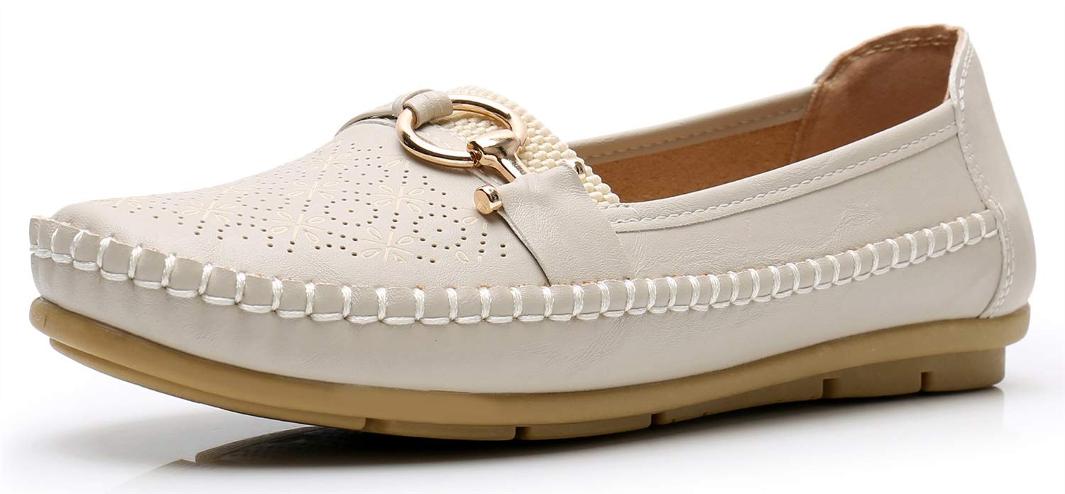 Apakowa Women's Classic Comfort Walking Flat Loafers Driving Casual Slip On Boat Shoes (Color : Beige, Size : 6.5)