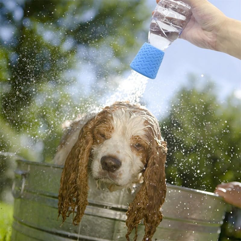 Tragbarer Hunde-Duschkopf – Silikon-Haustier-Duschaufsatz für Wasserflaschen, Outdoor-Reisen, Camping und Strandgebrauch (blau)