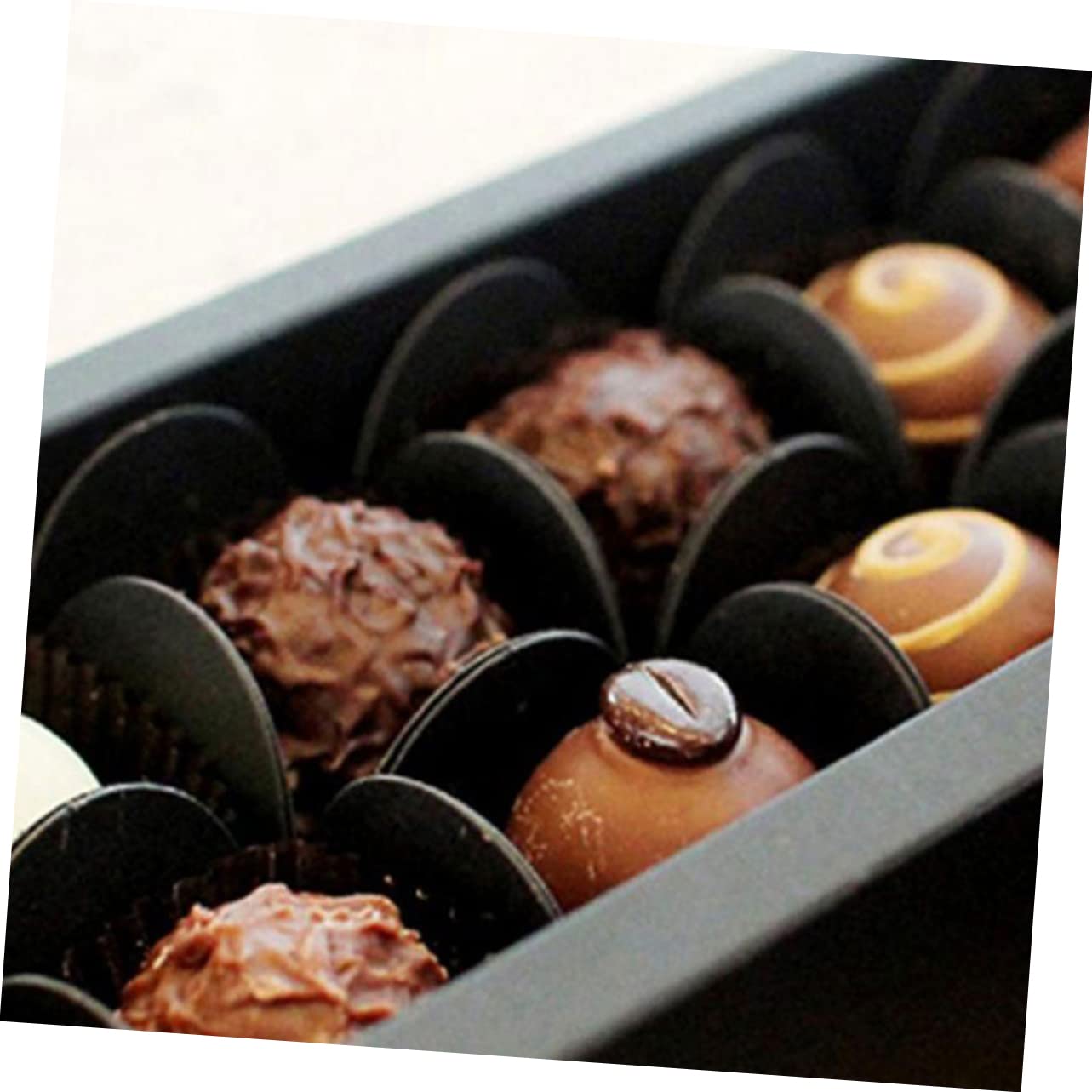 LIFKOME 600 Pcs Chocolate Tray Chocolate Truffle Liner Truffle Boxes Dessert Tray Mini Candy Decor Candy Wrappers Holder Square Cupcake Liners Truffle Tray Candy Tray Wedding Base Paper