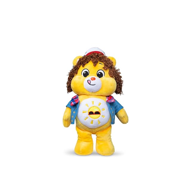 Foto 3 de 7 de Basic Fun Care Bears x Stranger Things Funshine Bear como Dustin - Peluche 22 cm - Edición Limitada