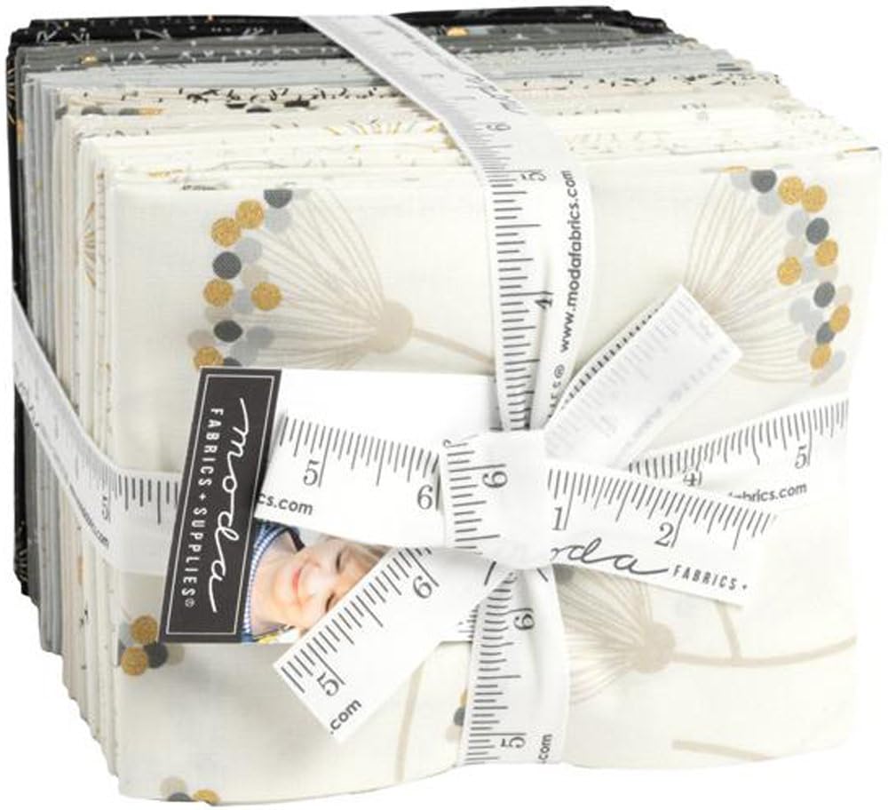 Amazon.com: Moda Fabrics Shimmer Fat Quarter Bundle by Zen