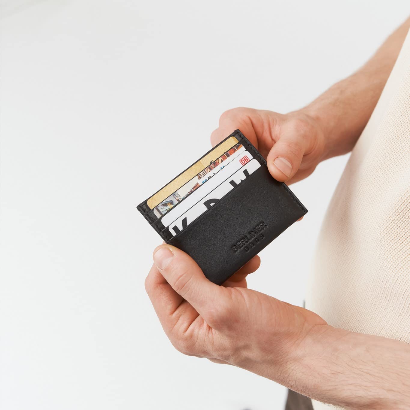 Berliner Bags Porta Carte Pelle Uomo Donna, Portacarte Slim Compatto con Protezione RFID, Porta Tessere 8 Carte – Nero