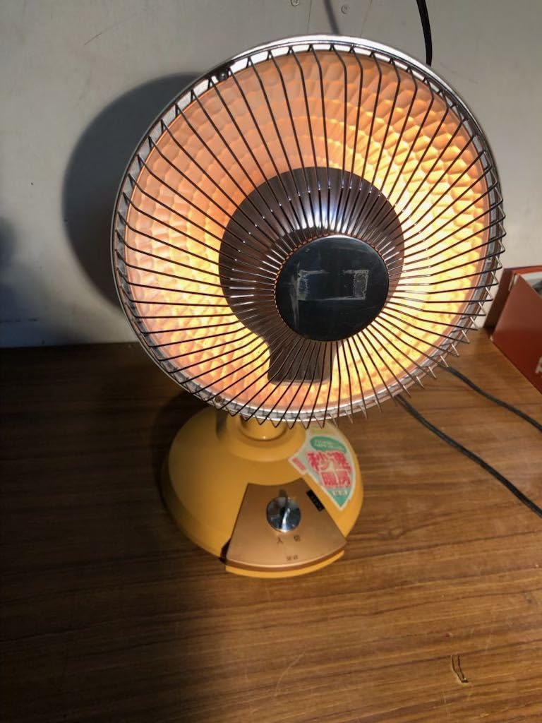 Amazon.co.jp: 昭和レトロ 電気ストーブ GE-20 : ホーム＆キッチン