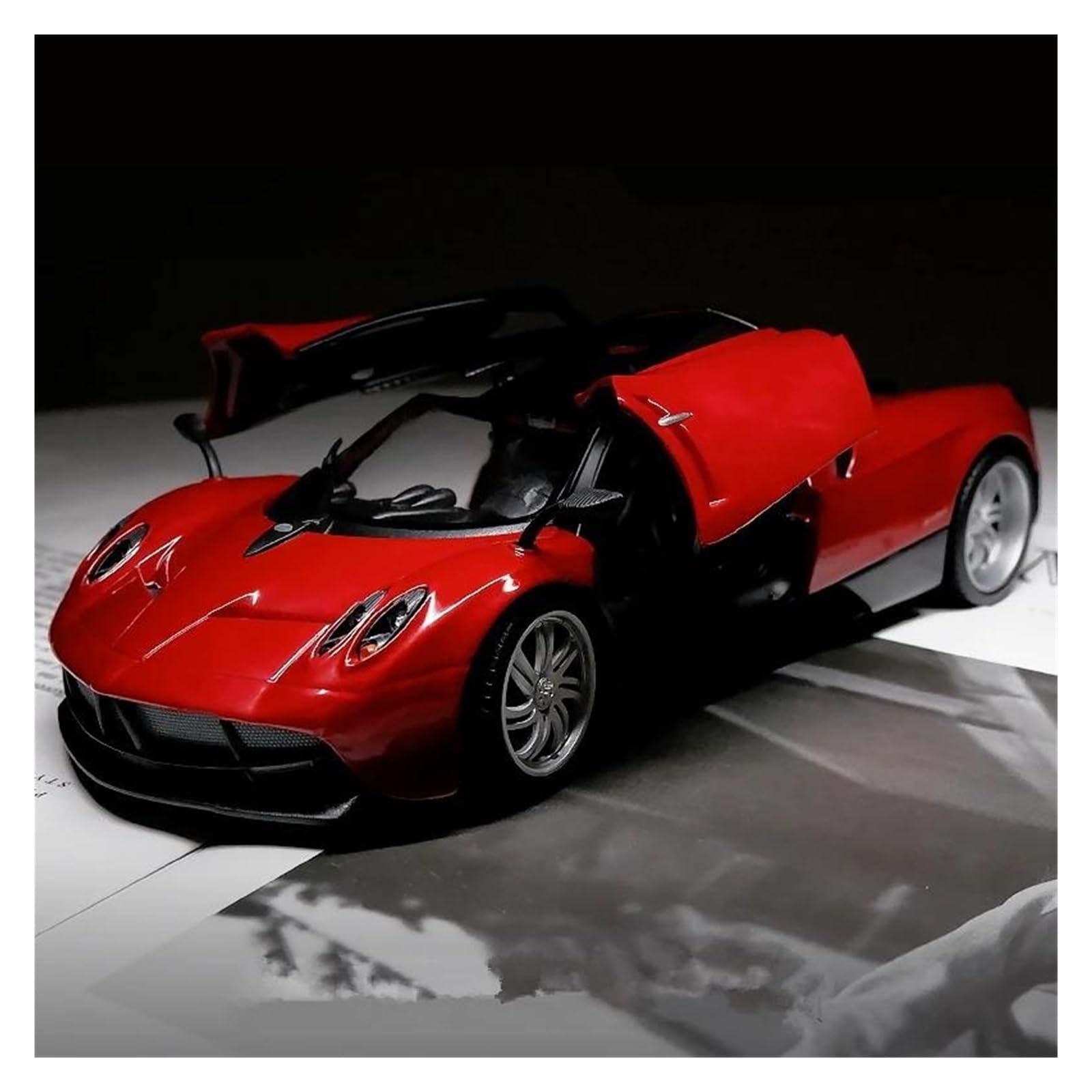 パガーニ・ウアイラ 1:24スケール ダイキャストモデルディスプレ Amazon.co.jp: Display Cars 1:24 パガーニ ウアイラ 合金スポーツカー
