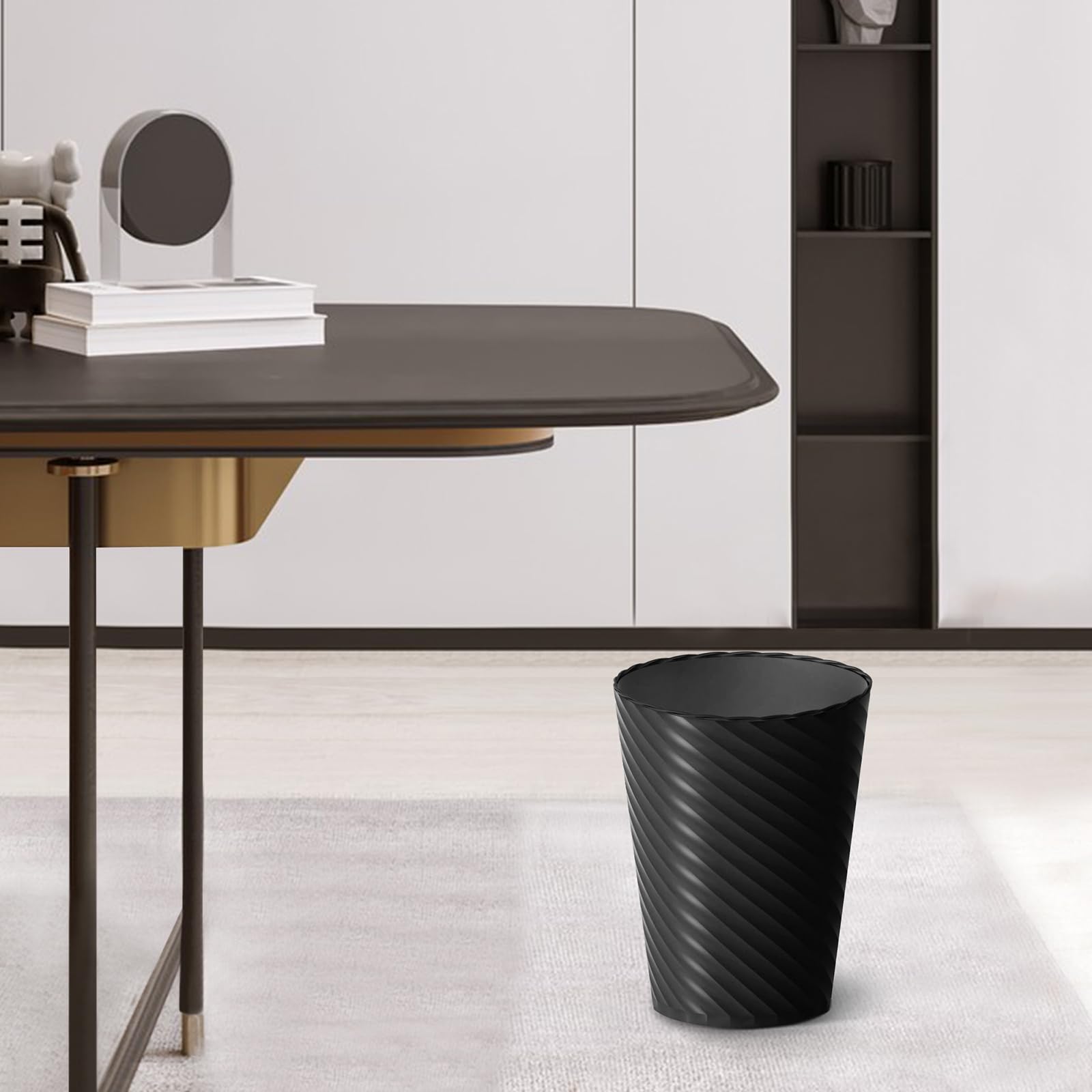 Paquete de 3 botes de basura pequeños de 1.8 galones con bolsas de basura, cubos de basura de plástico, cestas redondas para baño, dormitorio, oficina, cocina, espacio compacto (negro)