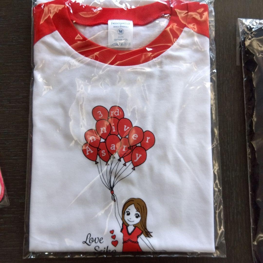 松田聖子　長袖Tシャツ（白・ネイビー）２枚セット Amazon.co.jp: 松田聖子せいこちゃんイラストTシャツMsize