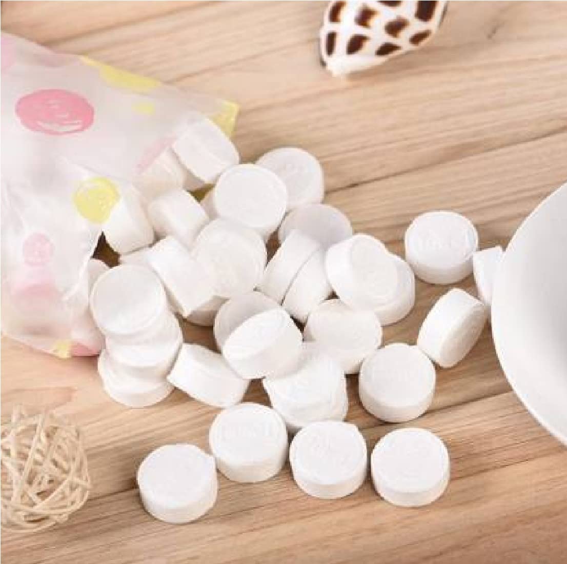 Winkelen Disposable Pure Cotton Tablet Compressed Tissue Face Napkin Expands With Water Portable Face Care Face Cleaning Wipes Mini Cotton Hand Towel - Pack Of 100 Pcs (B0BN7TW4CK) Amazon Price History, Amazon Price Tracker