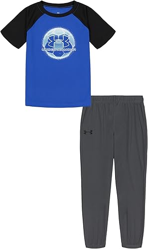 Under Armour Conjunto de camiseta y pantalón deportivo de manga corta para niños