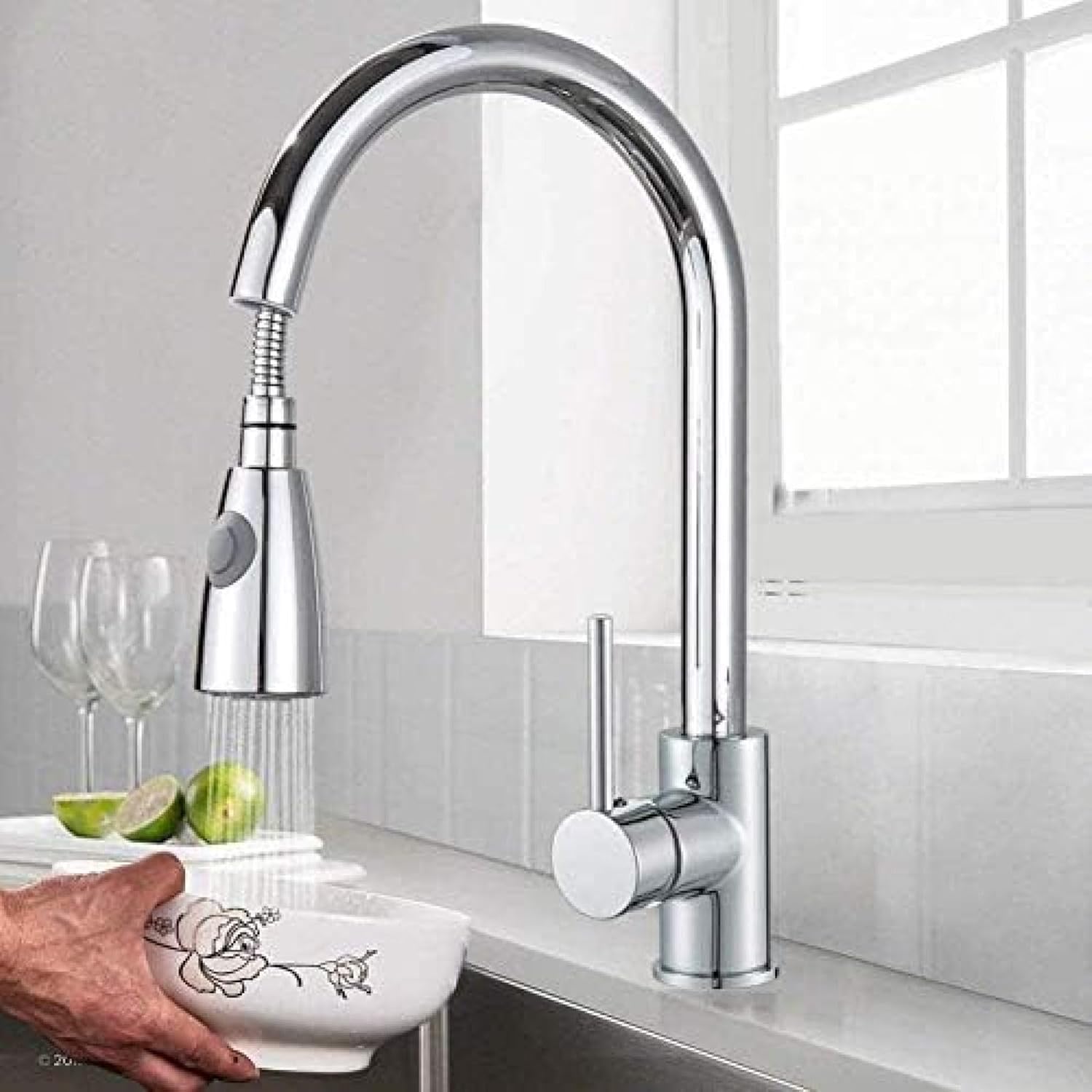 Robinet de cuisine extractible doté d'un double jet de pulvérisation