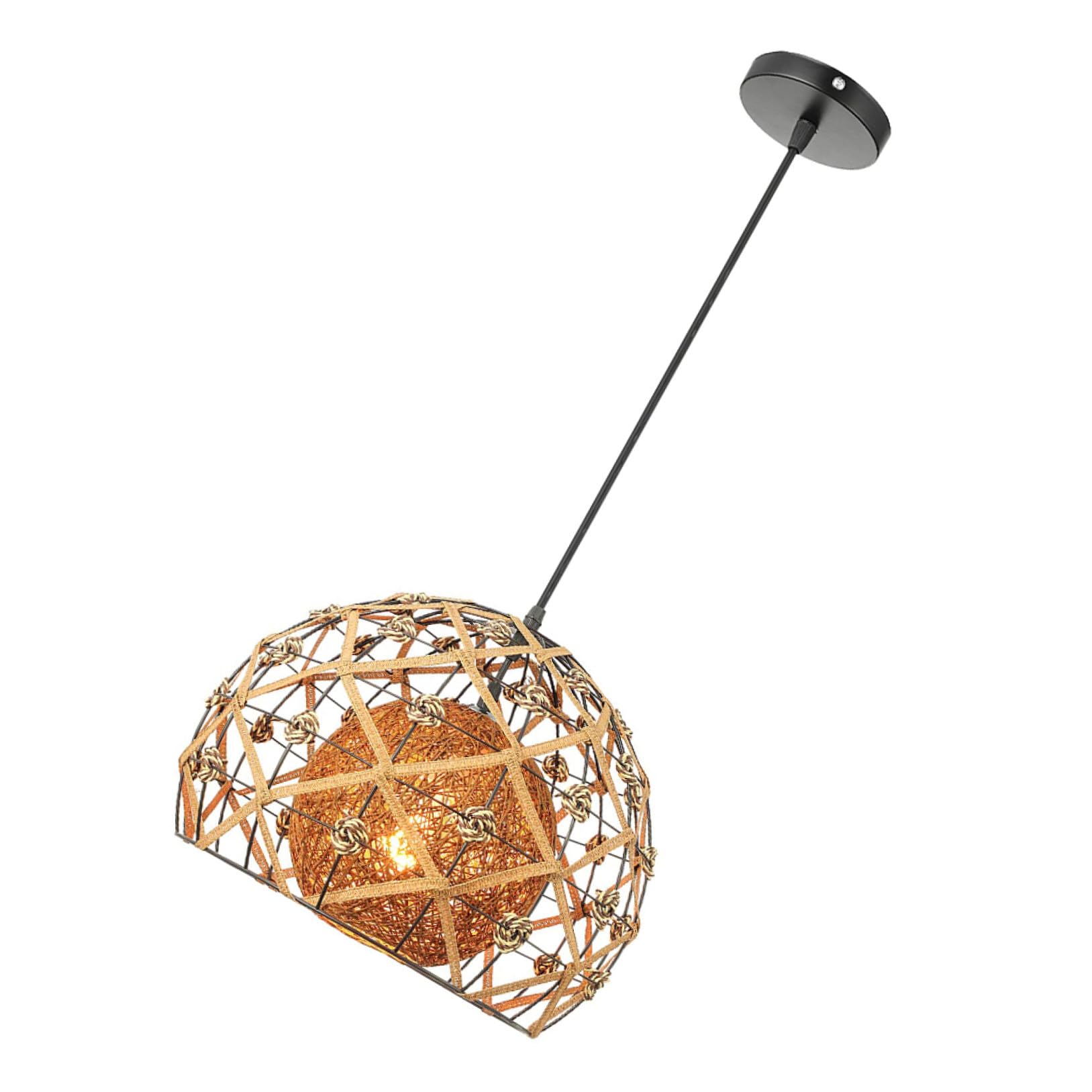 Suspension rotin pour adoucir la lumière crue de votre salon