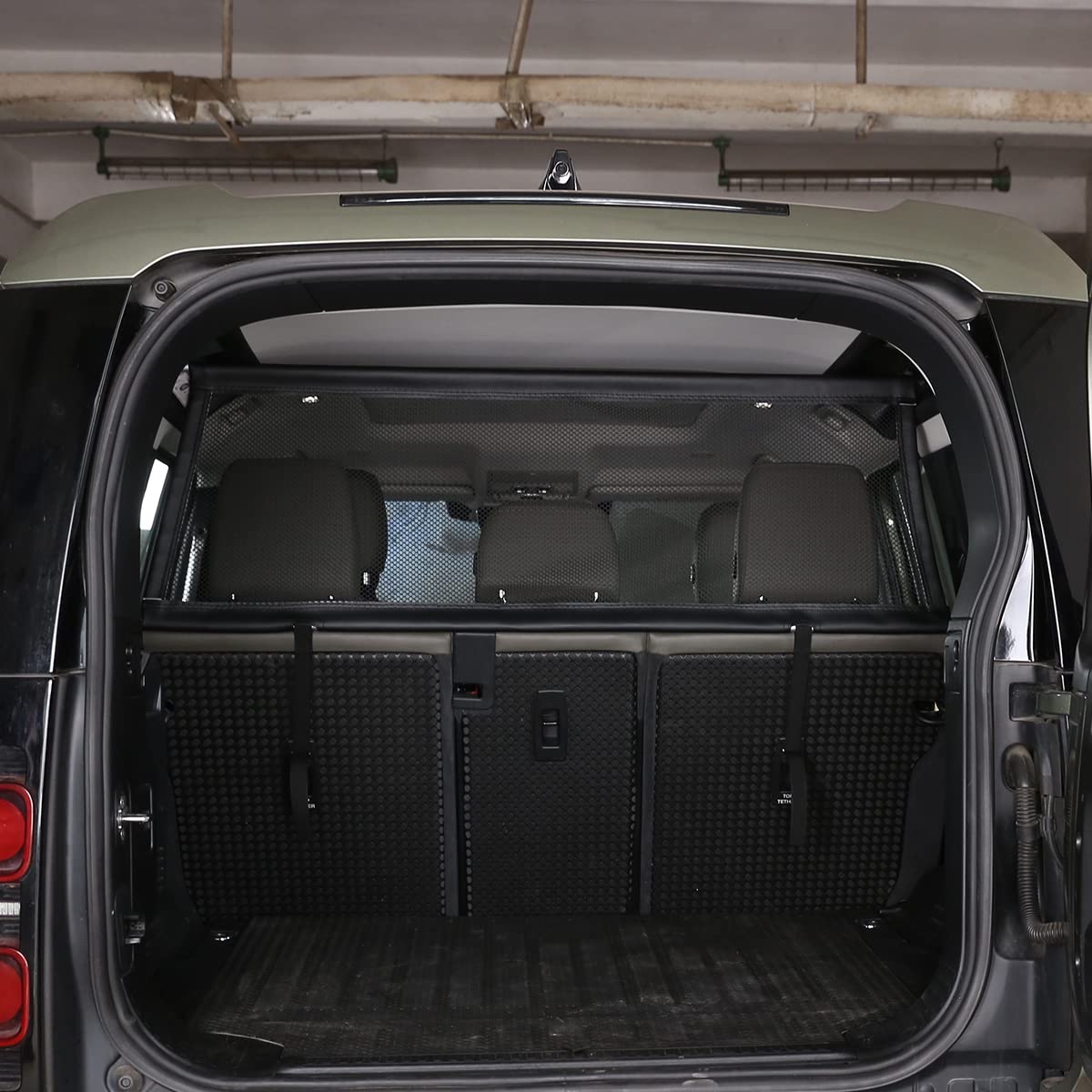 Barriera per cani per auto compatibile con LR Defender 110 2020-2025, rete di sicurezza per auto per animali domestici, protezione regolabile per cani per bagagliaio auto, reti divisori universali per