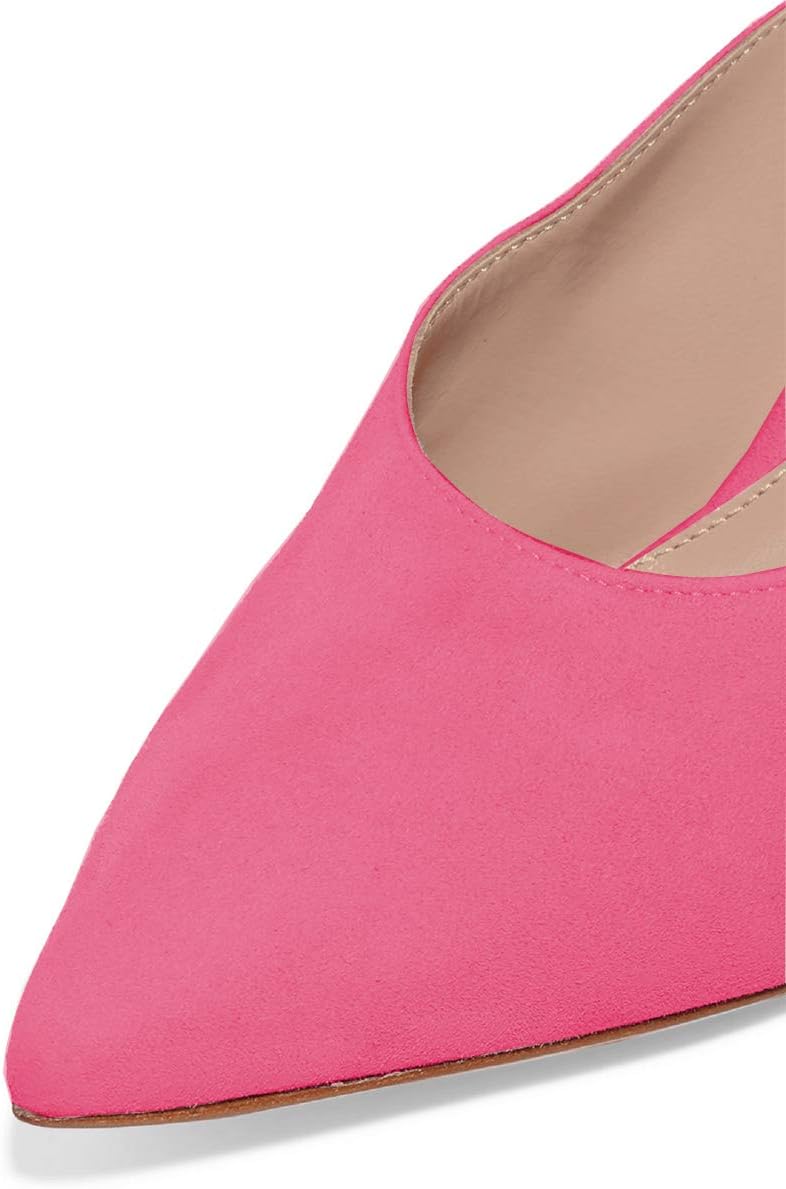 Close-up of the pointed toe of XYD Mules