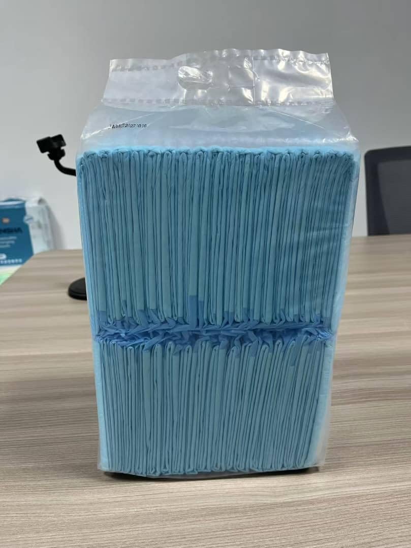 50x Traverse Multiuso 60x45 Cm ,Protezione Avanzata Con 6 Strati Antimicrobici. Ideali Per Fasciatoi E Letti, Assorbenti E Anti-Odore . Skin-Friendly ,Per Neonati, Anziani E Animali.