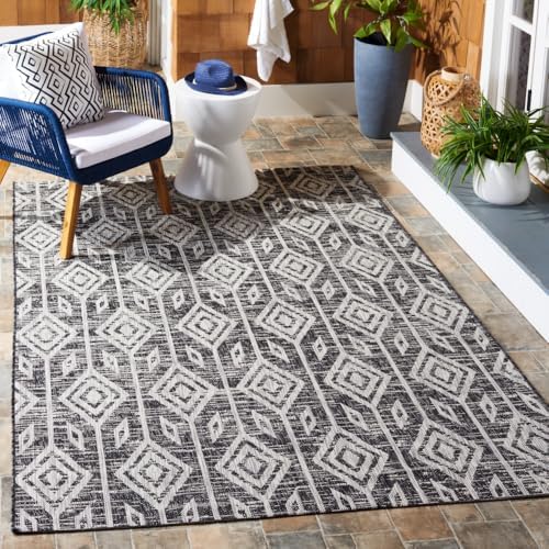 SAFAVIEH Courtyard Collection 4'5" x 6'5" Black / Grey CY8662 Ind...