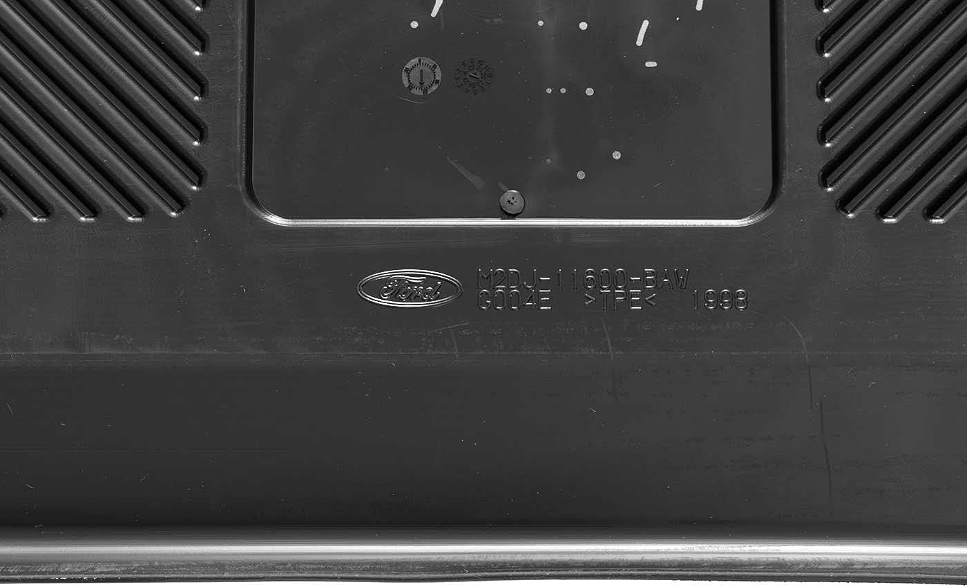 M2DZ-58047A74-AA Rubber Cargo Trunk Mat Liner for 2021-2024 Ford Bronco 2-Door