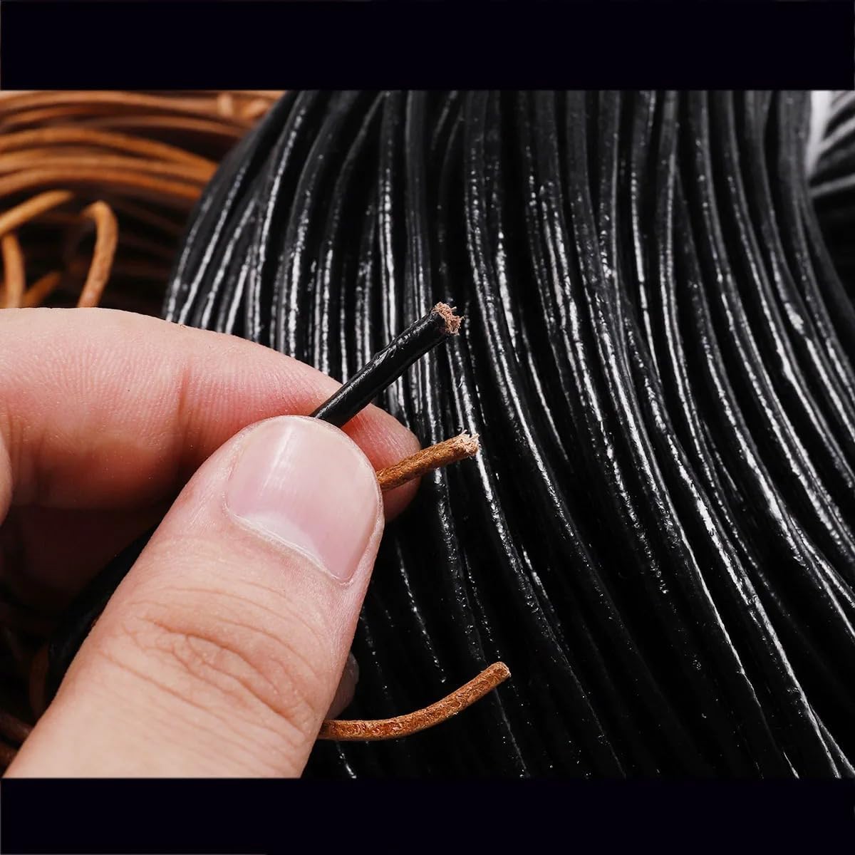6mm x 2 Meters Genuine Leather Cord Round Leather String Jewelry Making Beading Thread for DIY Lanyards Bracelets Necklaces